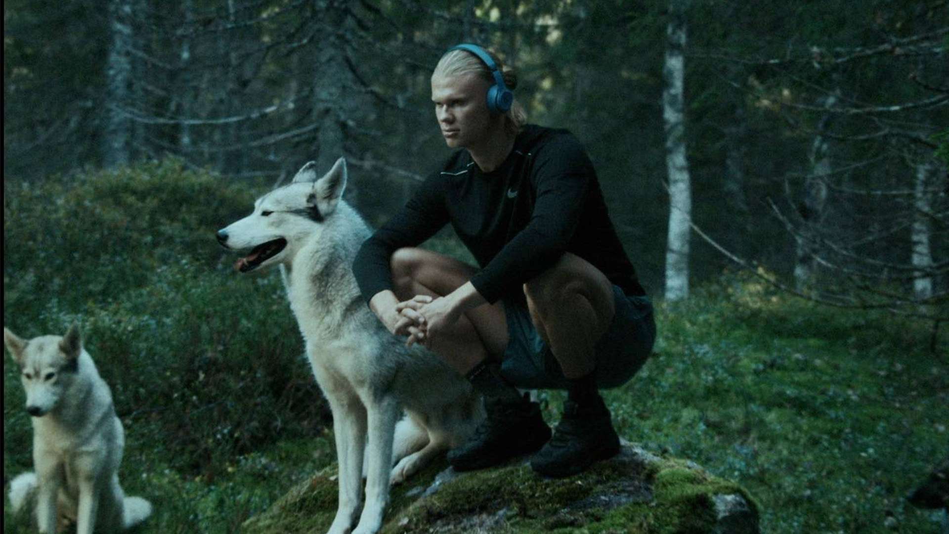 一场足球盛 一场足球盛